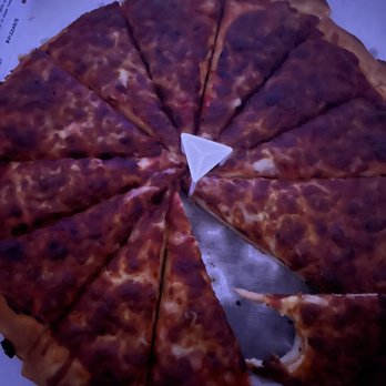 PizzaMan Dan's - Burnt pizza with no sauce - Pizza Near Me - Ventura, California PizzaMan Dan's - Burnt pizza with no sauce - Pizza Near Me - Ventura, California