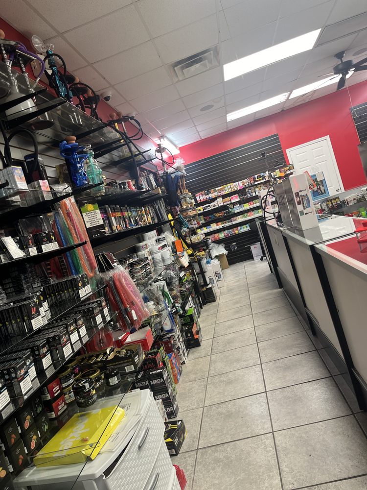 ATL VAPE CITY Updated August 2024 75 Photos 2701 Candler Rd