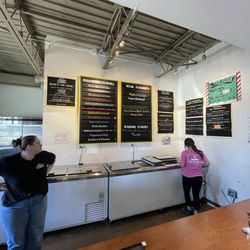 The Latest Scoop - A good selection of flavors