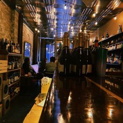 Brut Wine Bar & Bottle Shop - Bar