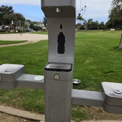 Leucadia Oaks Park - Water fountain