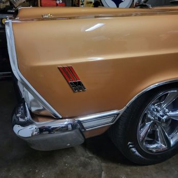 Evolve Autoworx - Body Shops Near Me - Modesto, California