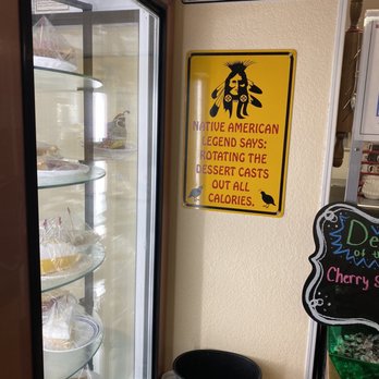 Mountain Quail Cafe - American Near Me - Quartzsite, Arizona