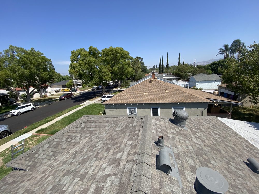 Slide of Ardon Roofing