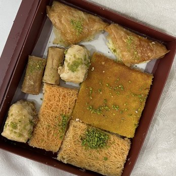 Crown Pastries - Bakeries Near Me - Toronto, Ontario