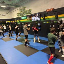 Funk Fighting Academy - Kickboxing + Muay Thai