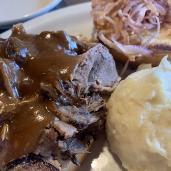 The Auslander - The Rudengarten was juicy, sliced fried onions and gravy was perfect on a toasted bun. Delish! - German Near Me - Fredericksburg, Texas