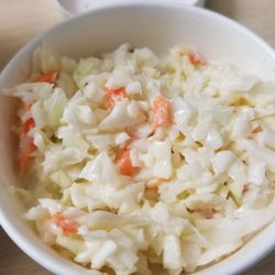 Three Little Pigs BBQ Food Truck - Cole slaw (mayo)