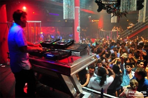 Rich's Houston by null