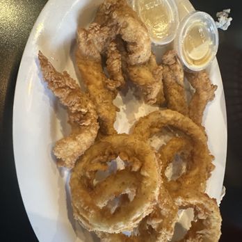 Texas Borders Bar & Grill 1093 - Chicken Tender Platter with Homemade Onion Rings - American Near Me - Richmond, Texas Texas Borders Bar & Grill 1093 - Chicken Tender Platter with Homemade Onion Rings - American Near Me - Richmond, Texas