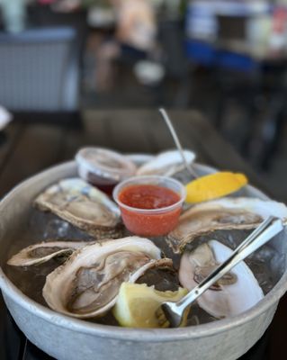 Michael's Harborside Restaurant & Bar by null