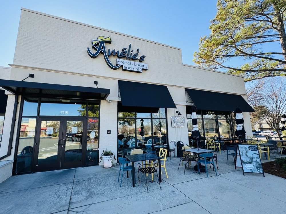 Amélie's French Bakery & Café