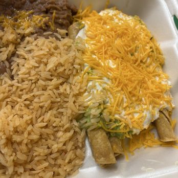 Rolberto's Taco Shop - 5 Rolled Tacos Combination $13.80 - Mexican Near Me - San Diego, California Rolberto's Taco Shop - 5 Rolled Tacos Combination $13.80 - Mexican Near Me - San Diego, California