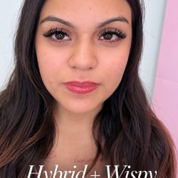 Thao SD Brow & Lash - Soft, fluffy Hybrid + Wispy Lash Extensions with beautiful texture and lightweight volume.