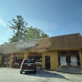Dixie Diner - Storefront - Diners Near Me - Hendersonville, North Carolina