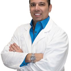 Evolution MD - Medical Director DR. CESAR VELILLA