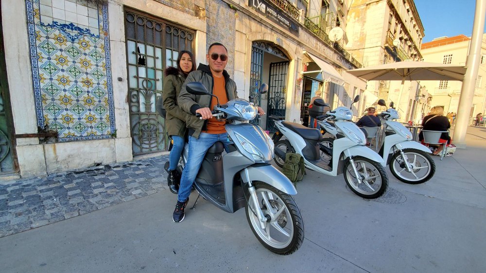Lx Rent - Motos & Scooters