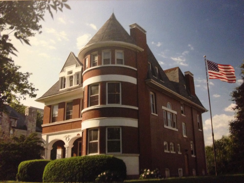 LINDELL CLUB Updated August 2024 4522 Lindell Blvd, Saint Louis