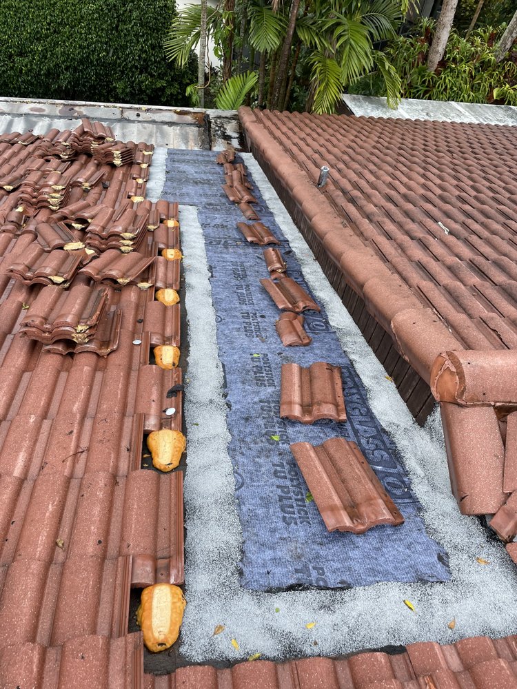 Slide of Cruz Roofing