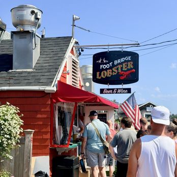 Footbridge Lobster - Seafood Near Me - Ogunquit, Maine Footbridge Lobster - Seafood Near Me - Ogunquit, Maine