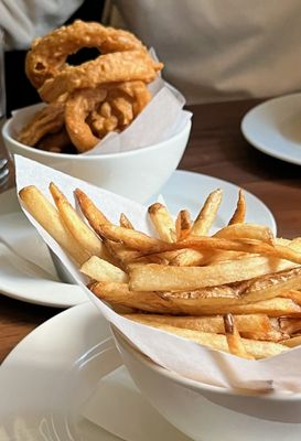 Runner & Stone by null