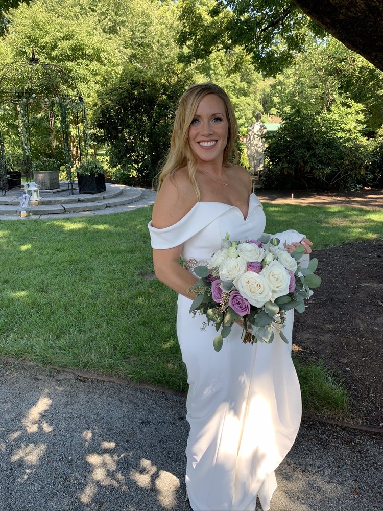 POSIES OF WELLESLEY Updated September 2024 82 Photos & 24 Reviews 158 E Central St, Natick