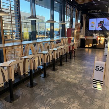 McDonald's - Burgers Near Me - Pratteln, BL