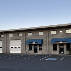 Rogue Auto Body - 943 Automation Way suite K Medford Oregon 97504