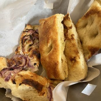 La Villa Pizzeria - Bread basket for the table to begin with - Pizza Near Me - Brooklyn, New York La Villa Pizzeria - Bread basket for the table to begin with - Pizza Near Me - Brooklyn, New York