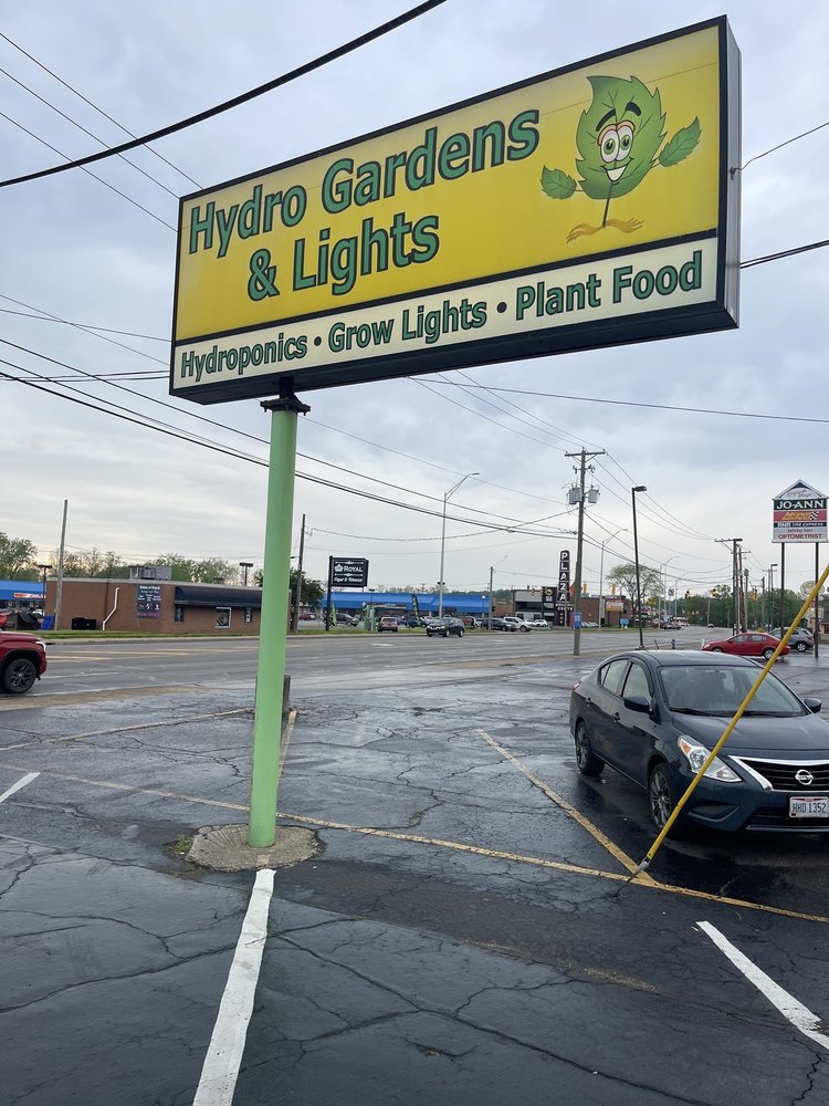 HYDRO GARDENS AND LIGHTS Updated August 2024 1144 N Memorial Dr, Lancaster, Ohio Nurseries