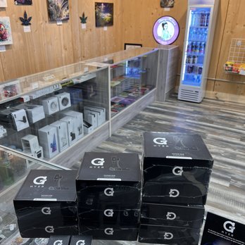 Clermont Gallery & Smoke Shop - Full line up of new GPen Hyer and accessories - Head Shops Near Me - Clermont, Florida Clermont Gallery & Smoke Shop - Full line up of new GPen Hyer and accessories - Head Shops Near Me - Clermont, Florida