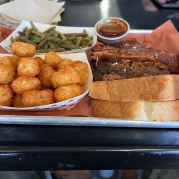 Heavy Smoke BBQ - 4 Rib Bones Plate - Barbeque Near Me - O'Fallon, Missouri Heavy Smoke BBQ - 4 Rib Bones Plate - Barbeque Near Me - O'Fallon, Missouri