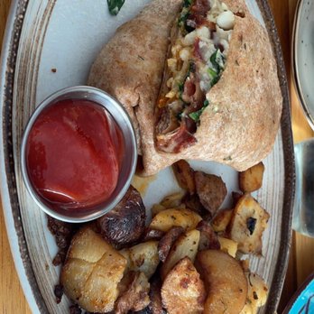 Hatch 44 Cafe - Cracked Out - Cafes Near Me - Metuchen, New Jersey