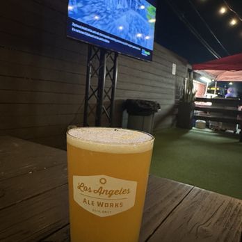 Los Angeles Ale Works - Quietly judging 10/10  juicy hazy ipa - Breweries Near Me - Hawthorne, California