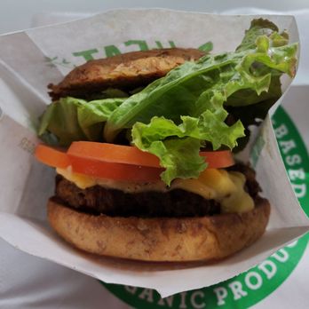 Next Level Burger - Artisan Signature Burger - Burgers Near Me - Concord, California