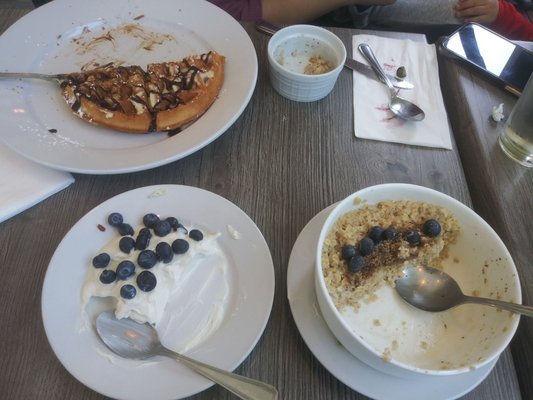 George's Place West by null