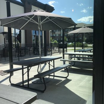 The Outside Scoop - Outdoor seating - Food Trucks Near Me - Ankeny, Iowa