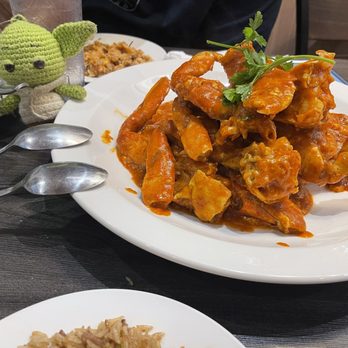 Yi Xin Cafe - Singapore chili crab - Hong Kong Style Cafe Near Me - Honolulu, Hawaii Yi Xin Cafe - Singapore chili crab - Hong Kong Style Cafe Near Me - Honolulu, Hawaii