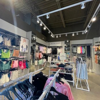 Mark's - Men's Clothing Near Me - Halifax, Nova Scotia Mark's - Men's Clothing Near Me - Halifax, Nova Scotia