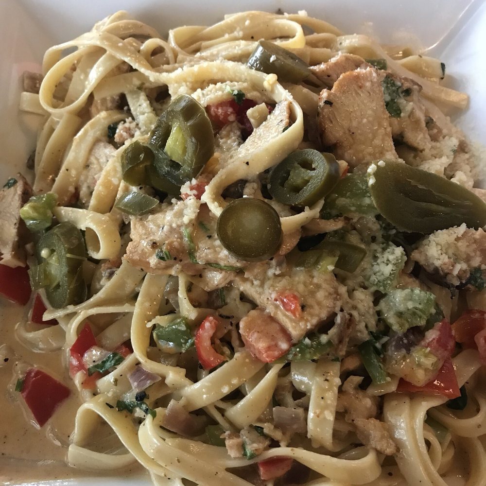 Fugazzis - Chicken Tequila Fettuccine - Italian Near Me - Kingsburg, California Fugazzis - Chicken Tequila Fettuccine - Italian Near Me - Kingsburg, California