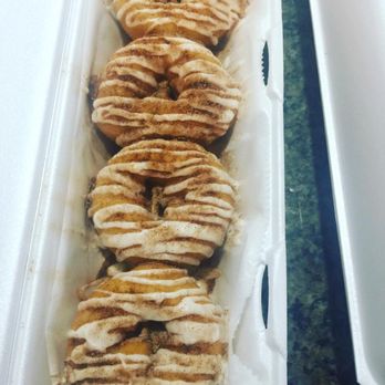 Donutz On A Stick - Cinnamon and sugar - Desserts Near Me - Duck, North Carolina