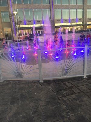 Fountains at Gateway by null