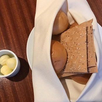 Kuhio Beach Grill - Dinner Bread - Breakfast & Brunch Near Me - Honolulu, Hawaii