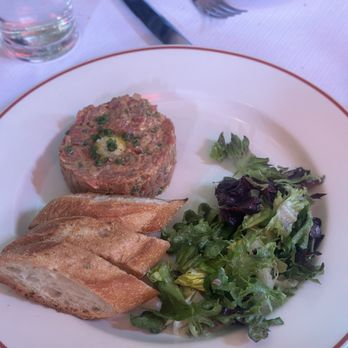 Le Diplomate - Steak tartare - Brasseries Near Me - Washington, DC, District of Columbia