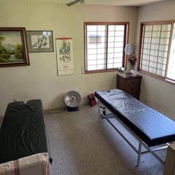 Watsonville Shiatsu Clinic - Massage tables