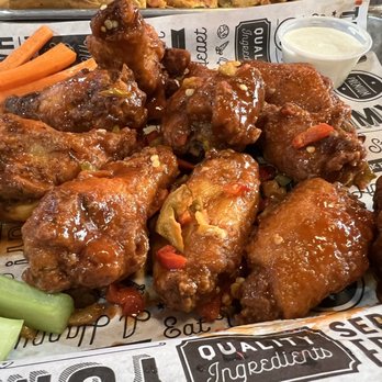 Station 25 - Honey Hot Tamale Wings - New American Near Me - Newtown, Connecticut
