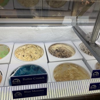 The Yard Milkshake Bar - Ice Cream & Frozen Yogurt Near Me - Destin, Florida