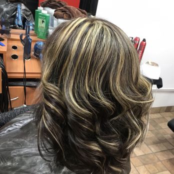 Yanaras's Beauty Salon - Corte color y rayitos - Hair Salons Near Me - Lake Forest, California Yanaras's Beauty Salon - Corte color y rayitos - Hair Salons Near Me - Lake Forest, California
