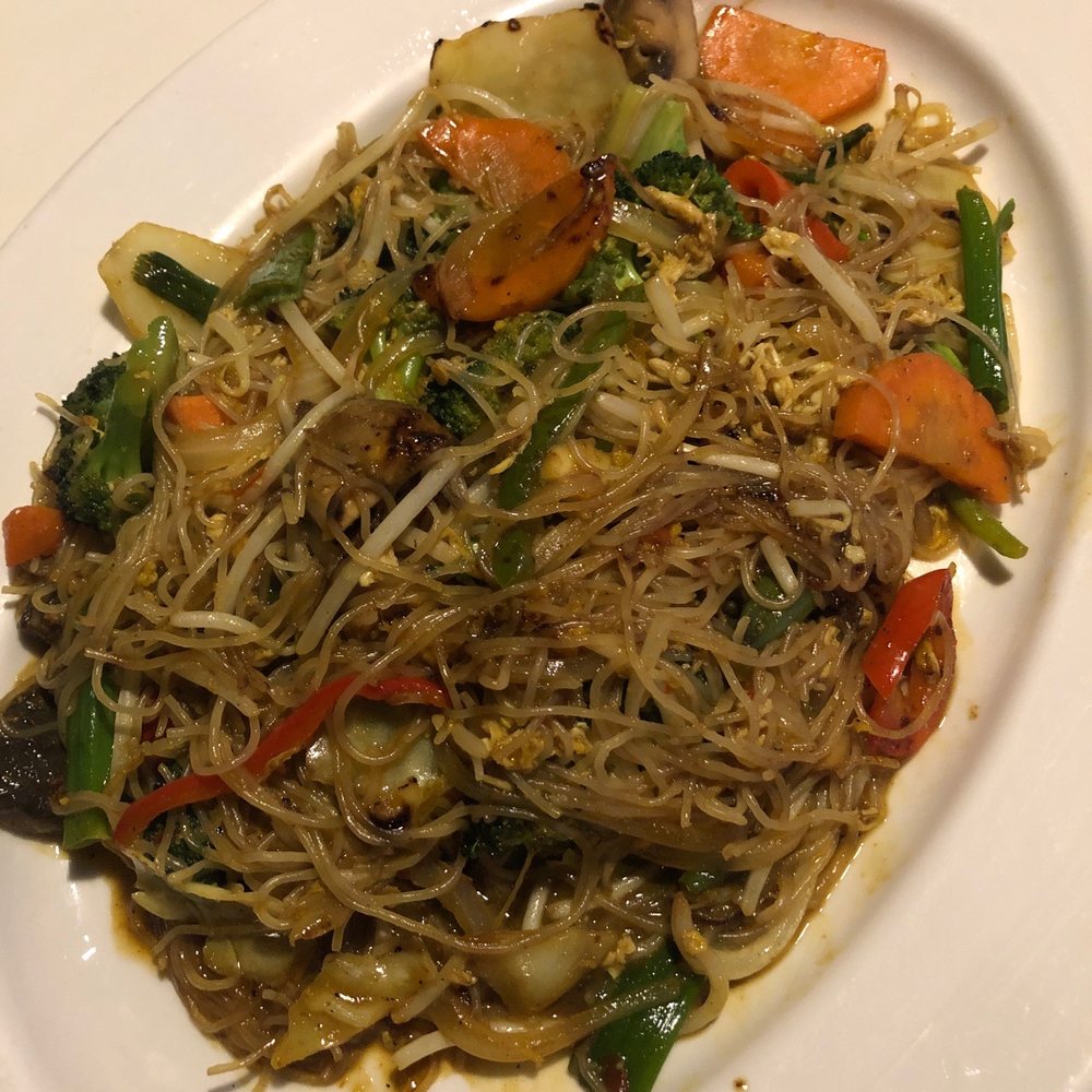 Mint Bistro - Singapore Noodles - Sushi Bars Near Me - Milford, Ohio