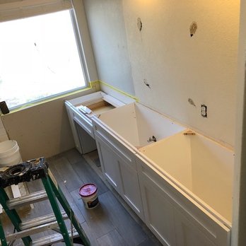 A Granite MD - day 10- wall still unfinished but installed cabinets anyway. - General Contractors Near Me - Las Vegas, Nevada A Granite MD - day 10- wall still unfinished but installed cabinets anyway. - General Contractors Near Me - Las Vegas, Nevada